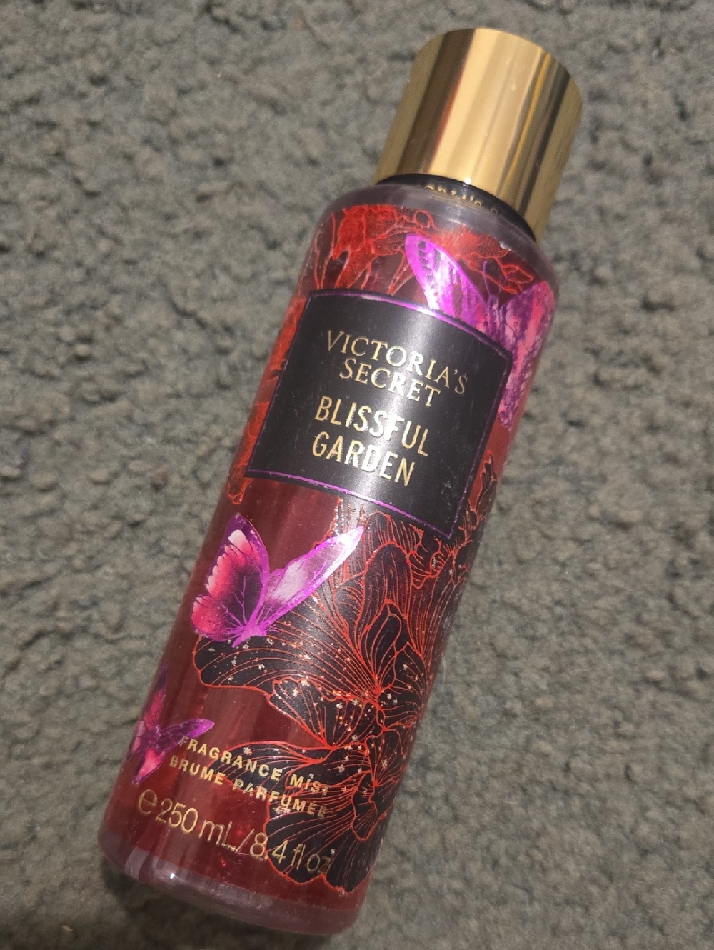 🧁Victoria's Secret Blissful Garden Fragrance Mist - Pink & Purple Bottle